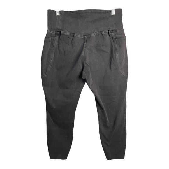 HALARA Charcoal Leggings with Pockets - Picture 8 of 11